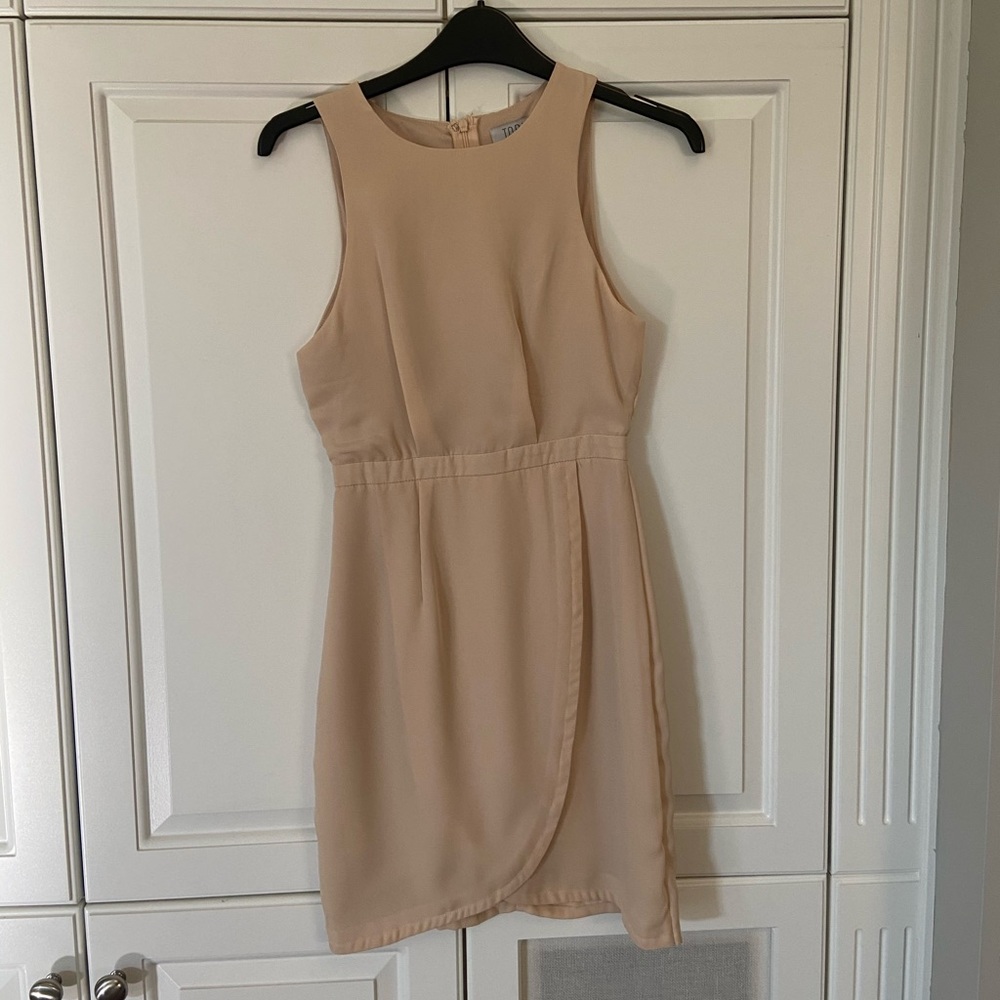 Tobi dress in cream small